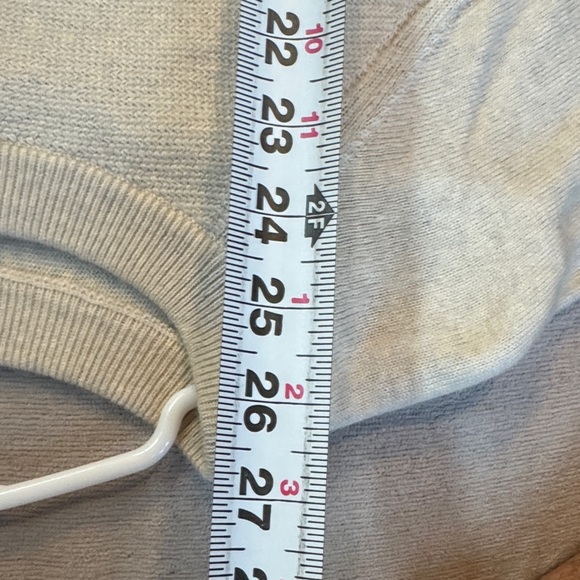 lululemon athletica wool Light Beige Long Sleeve sweater - Picture 9 of 10